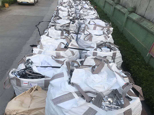 19噸免费视频91蜜桃回收現場